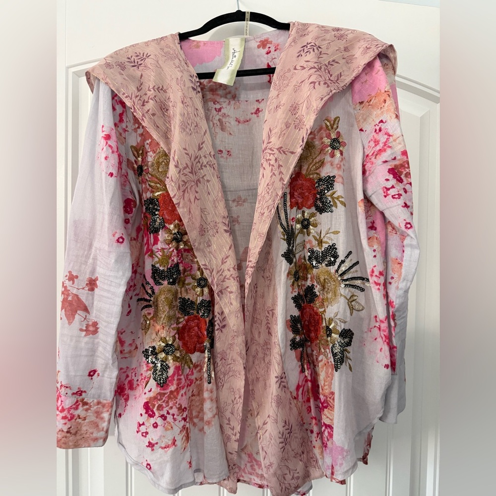 Aratta Pink Floral short kimono